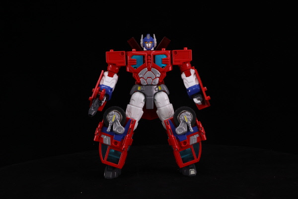 トランスフォーマー　ゴッドファイヤーコンボイ Amazon.co.jp: トランスフォーマー TFアンコール ゴッド